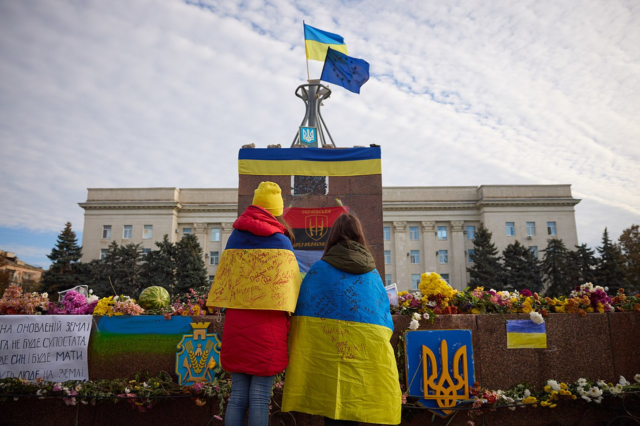 Ukrainians raise the flag over liberated Kherson